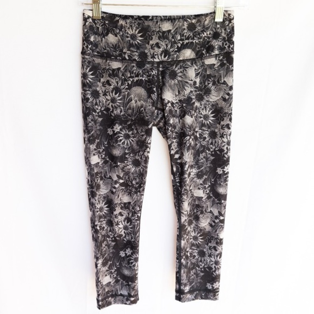 Lululemon Wunder Under Crop Pant Flowabunga Floral Womens 4 Black Gray Athletic